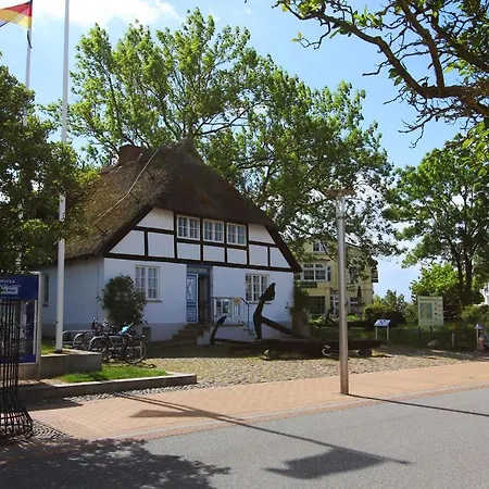Meeresblickresidenzen Ferienwohnung Nr 17 Mit Sauna- Und Schwimmbadnutzung Im Ahoi Sellin Appartement *